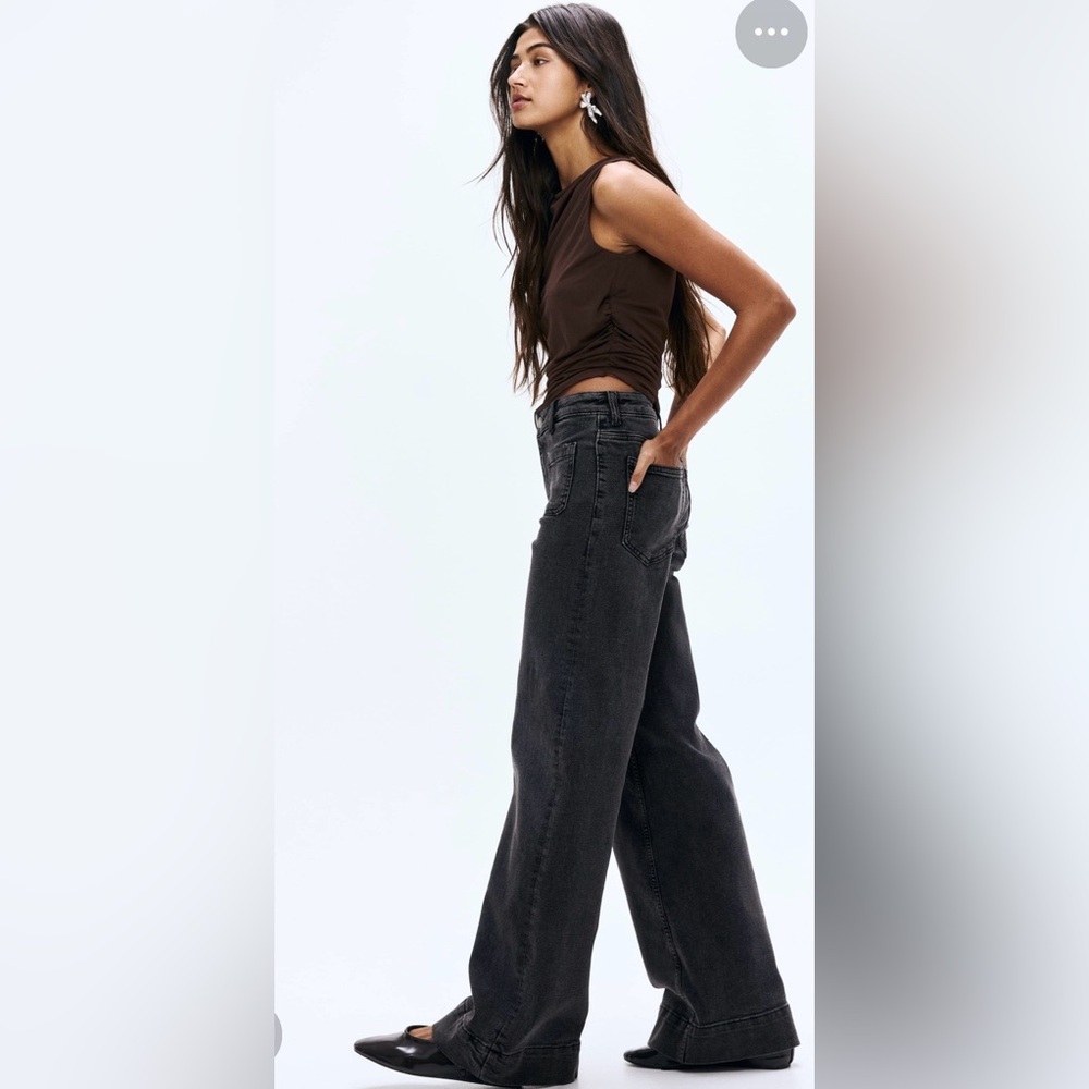 H&M Black Straight Leg Jeans - Picture 1 of 5